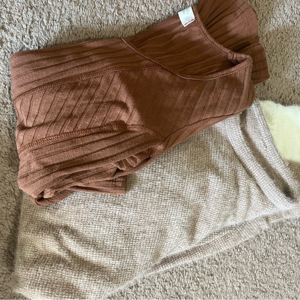 Hollister Cream and Brown Textured Sweaters